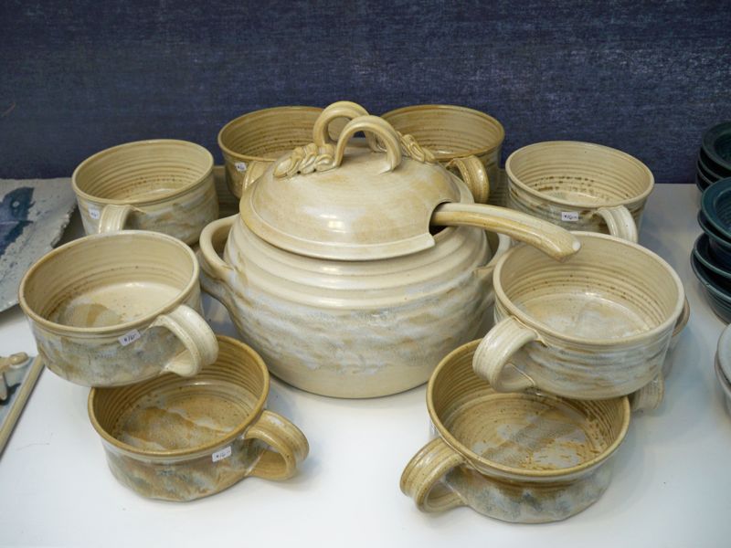 Beige Tureen & Soup Mugs